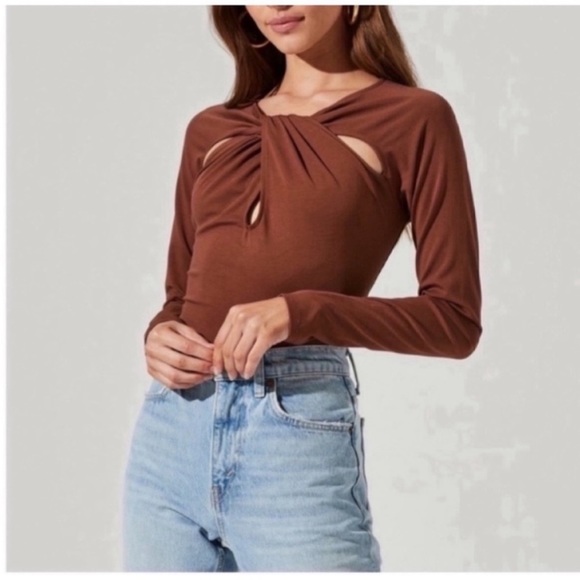 Astr Tops - ASTR the label Brown MULTI CUTOUT LONG SLEEVE BODYSUIT Size Medium